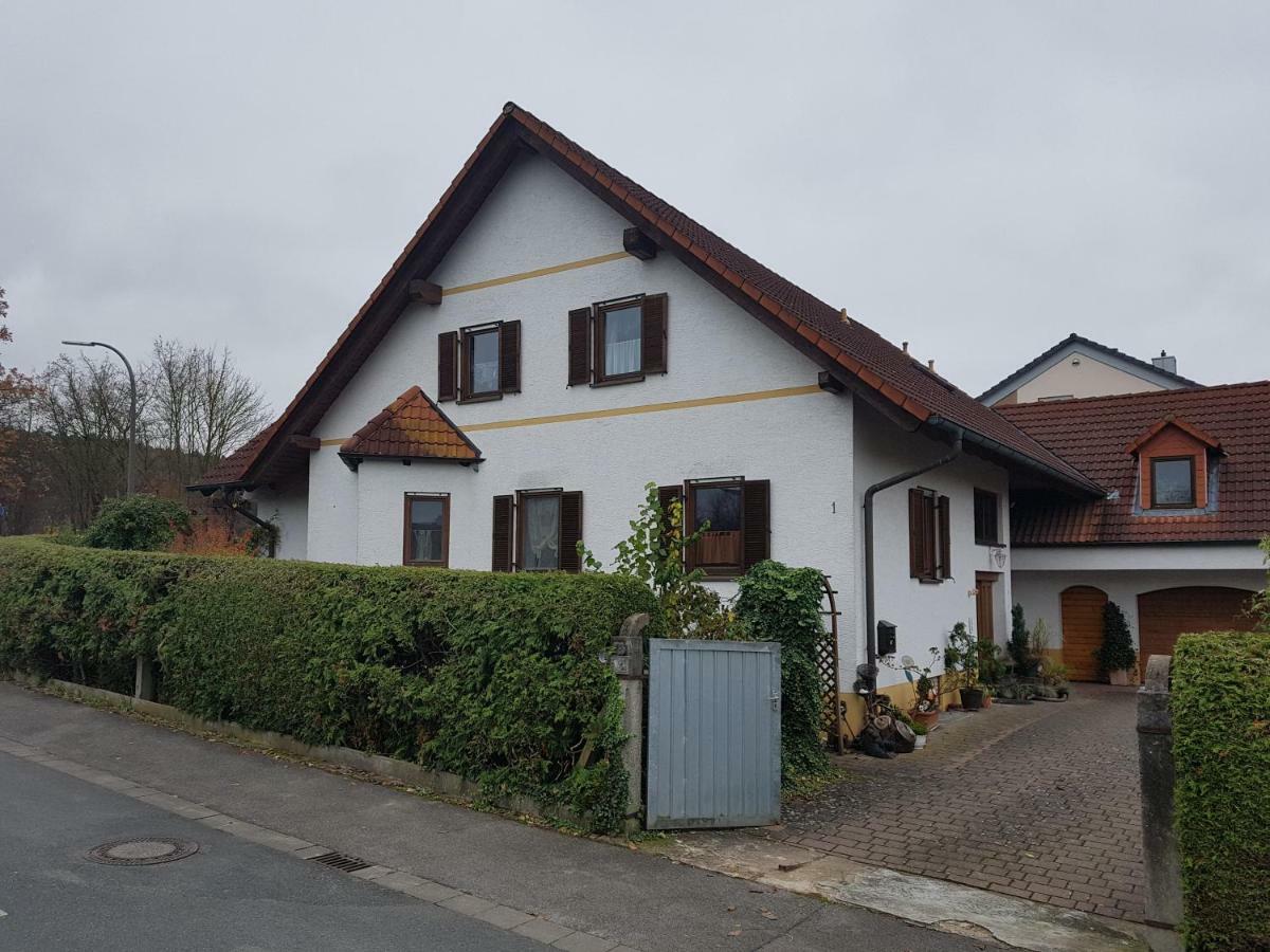 Ferienwohnung Schuetz Hirschaid Luaran gambar